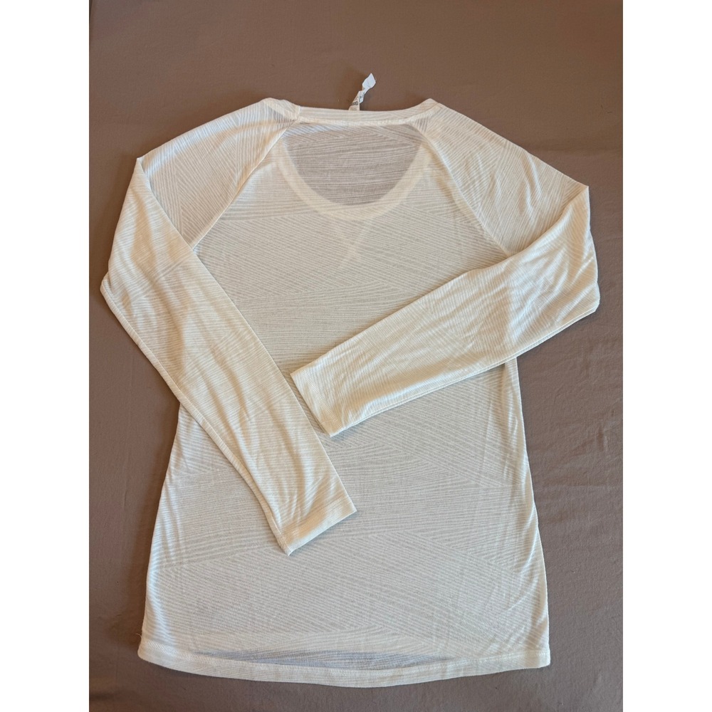 Under Armour Allseason Gear White Long Sleeve Athletic Gym Top SM Workout Layer‎ - Picture 5 of 11